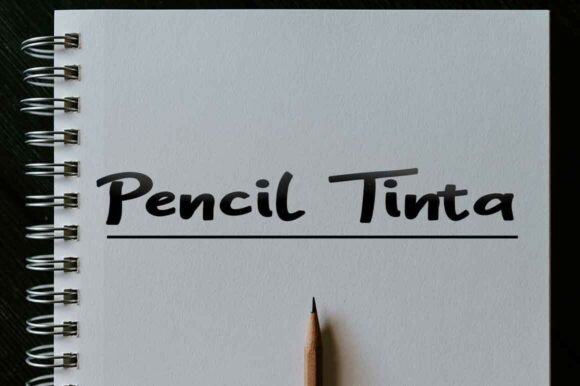 Pencil Tinta: A Refined Script Font for Editorial Design